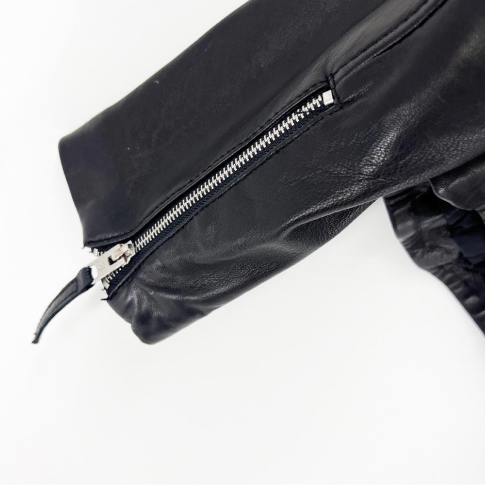Leather moto - Picture 3 of 4